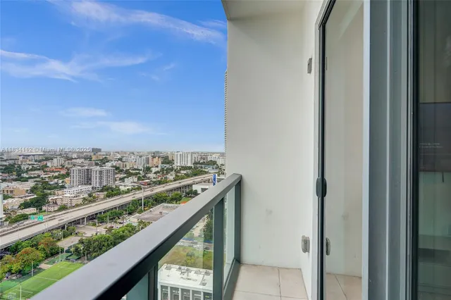 $790,000 | 239 Southwest 9th Street, Unit 2203, Miami, FL 33130
