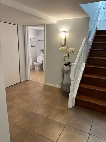 a view of entryway and hall