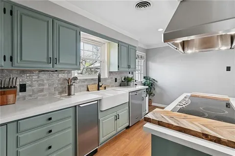 $489,000 | 5517 Avron Boulevard, Metairie, LA 70003