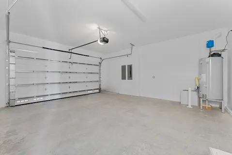 a view of a tennis court