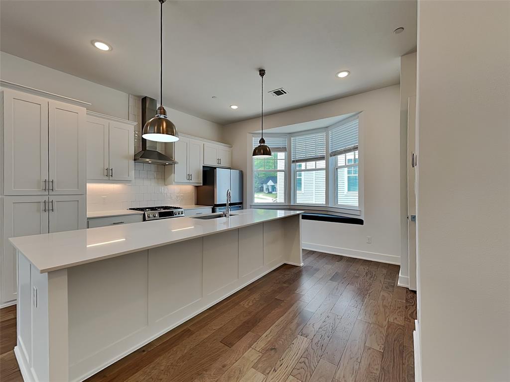 645 North Tyler Street, Unit 302 Dallas, TX 75208 - Photo 3 of 18