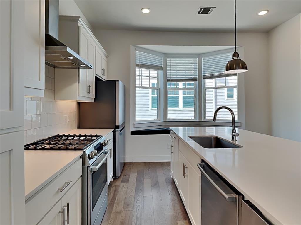 645 North Tyler Street, Unit 302 Dallas, TX 75208 - Photo 6 of 18