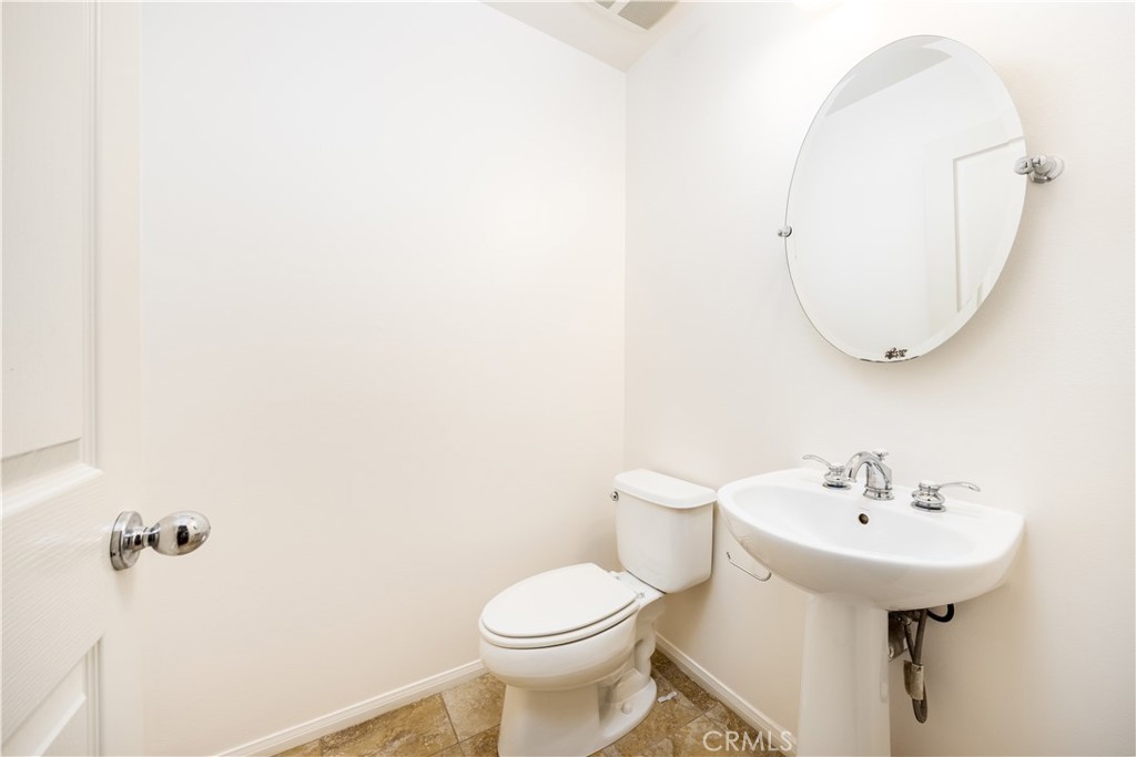 65 Bell Chime Irvine, CA 92618 - Photo 7 of 27