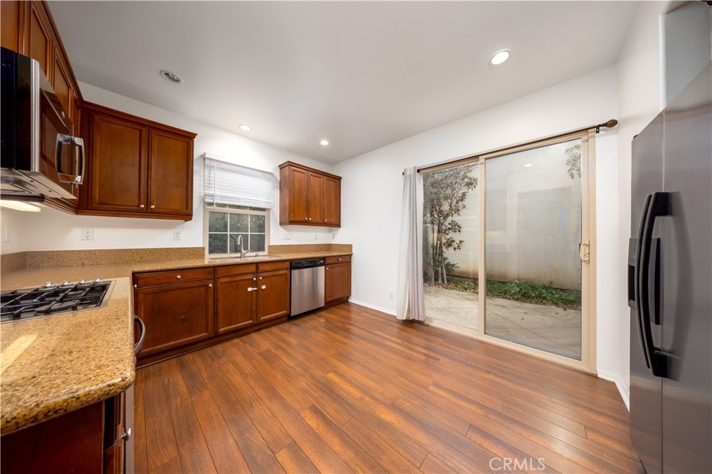 65 Bell Chime Irvine, CA 92618 - Photo 9 of 27