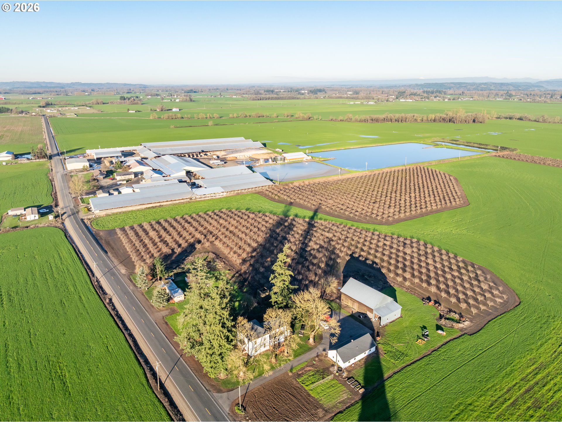 35725 Engel Road Southeast Albany, OR 97322 - Photo 4 of 38 a view of a balcony with an ocean