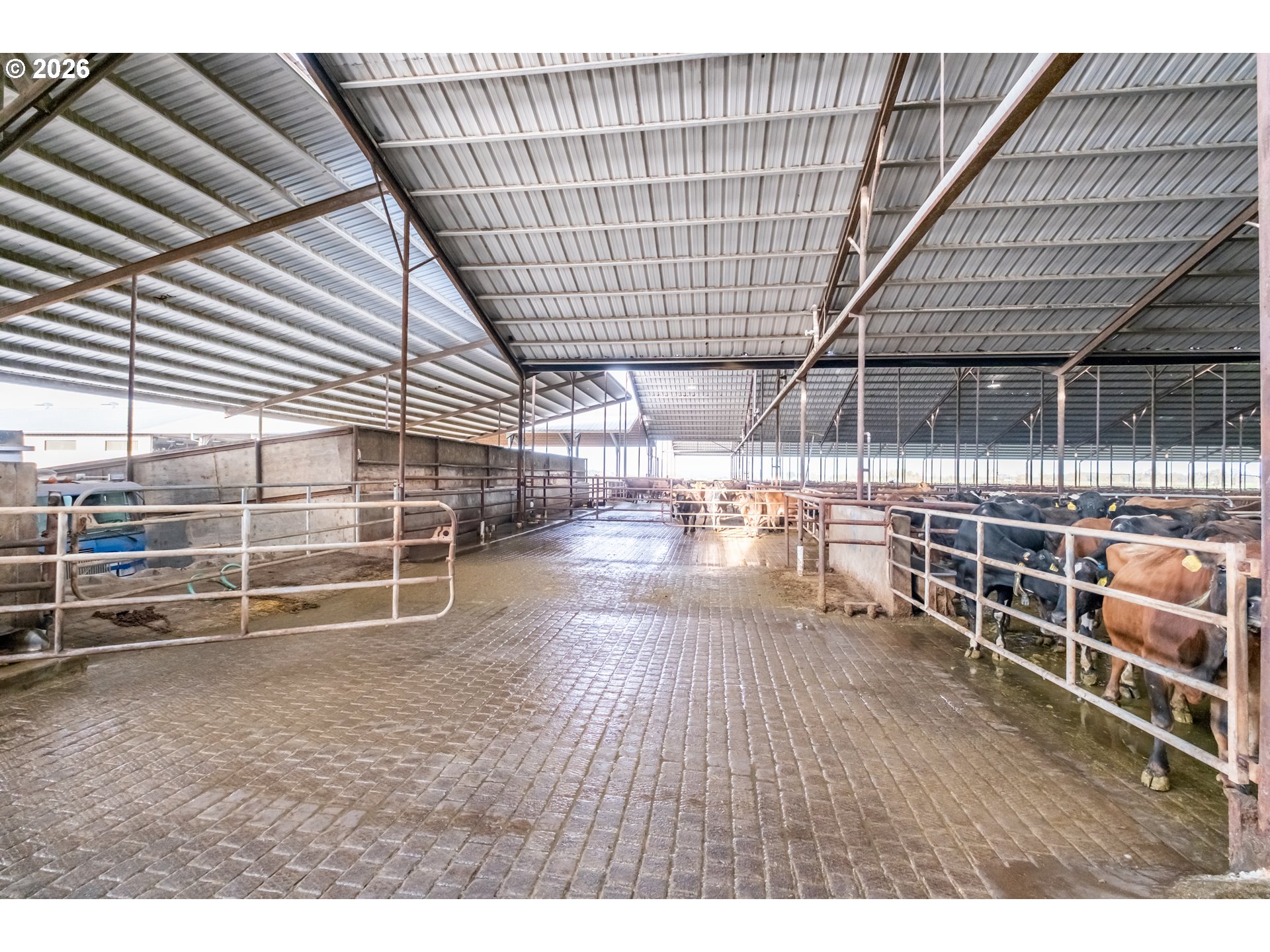 35725 Engel Road Southeast Albany, OR 97322 - Photo 8 of 38 a view of a room with wooden shelves