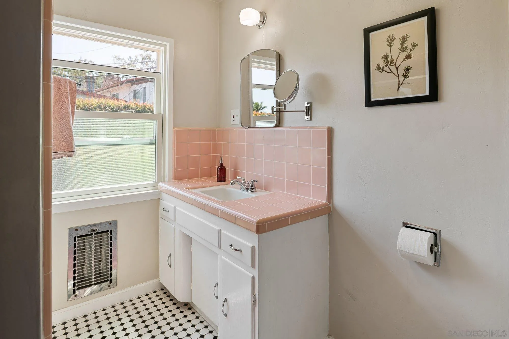 8865 Country Club Place Spring Valley, CA 91977 - Photo 33 of 57