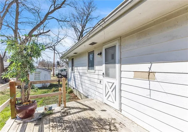 $110,000 | 1020 7th Avenue, St. Joseph, MO 64505