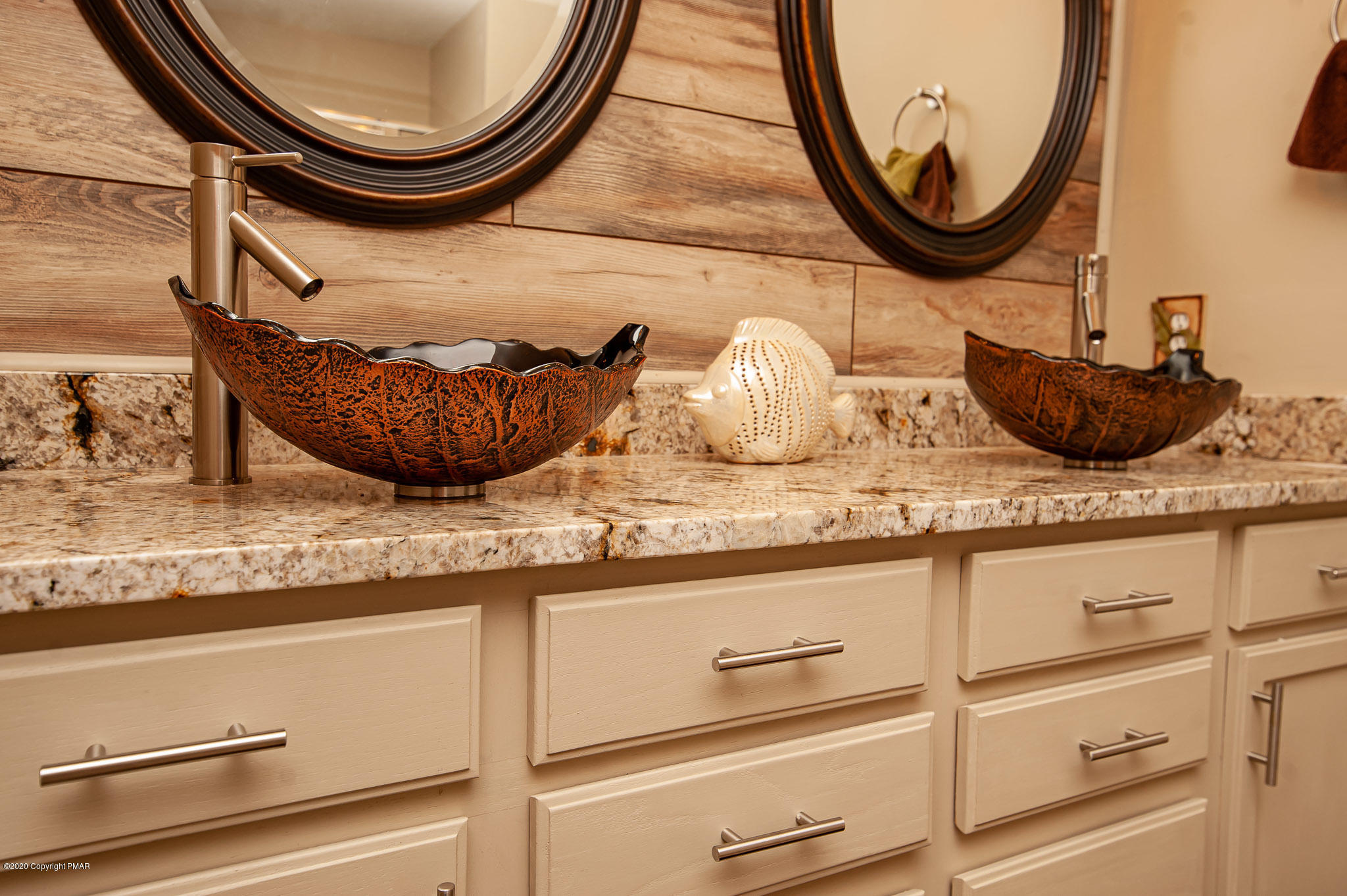 145 Salisbury Road Bushkill, PA 18324 - Photo 34 of 60 master bath