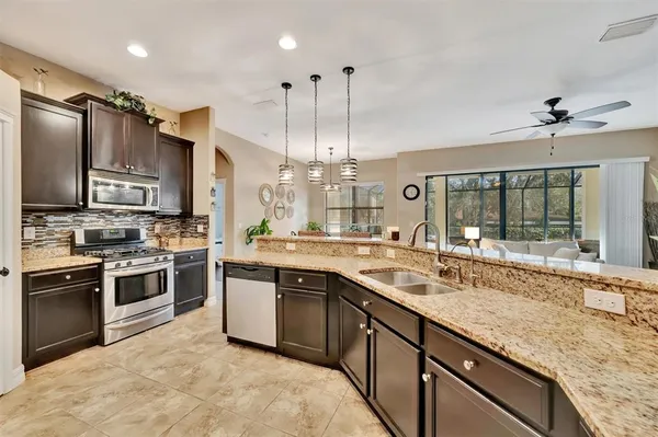 $615,000 | 15616 Starling Water Drive, Lithia, FL 33547