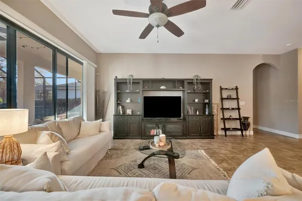 $615,000 | 15616 Starling Water Drive, Lithia, FL 33547
