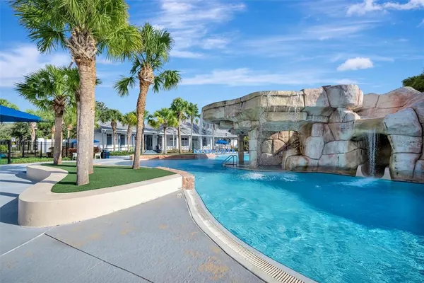 $615,000 | 15616 Starling Water Drive, Lithia, FL 33547