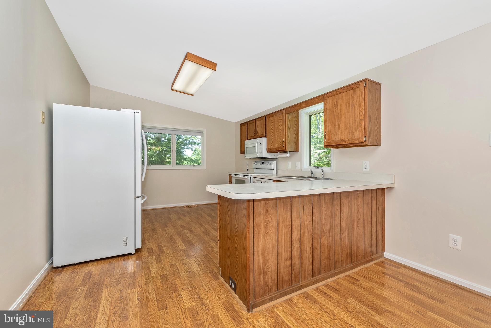 6602 West Lakeridge Road New Market, MD 21774 - Photo 12 of 49 KITCHEN