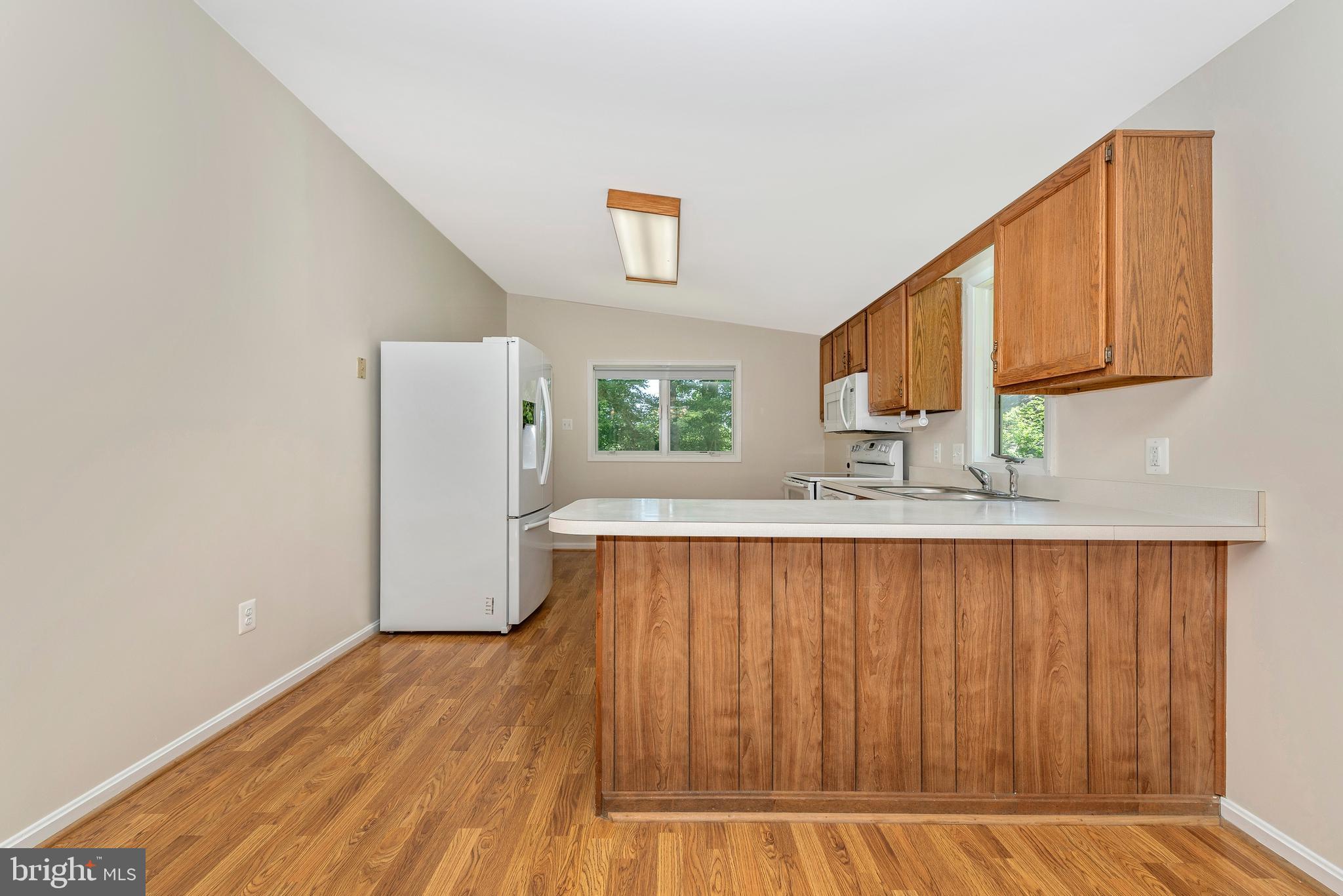6602 West Lakeridge Road New Market, MD 21774 - Photo 13 of 49 KITCHEN