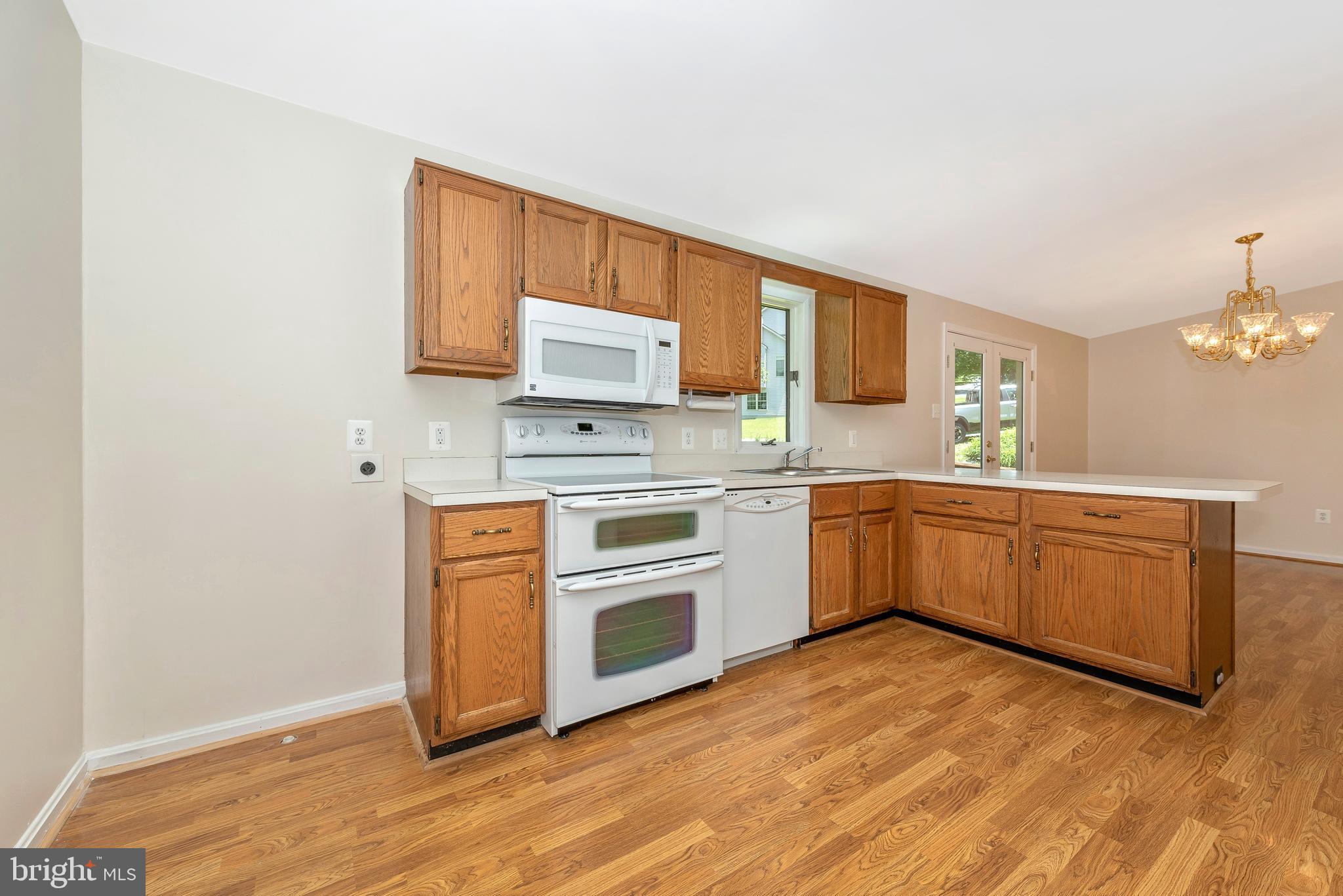 6602 West Lakeridge Road New Market, MD 21774 - Photo 15 of 49 KITCHEN