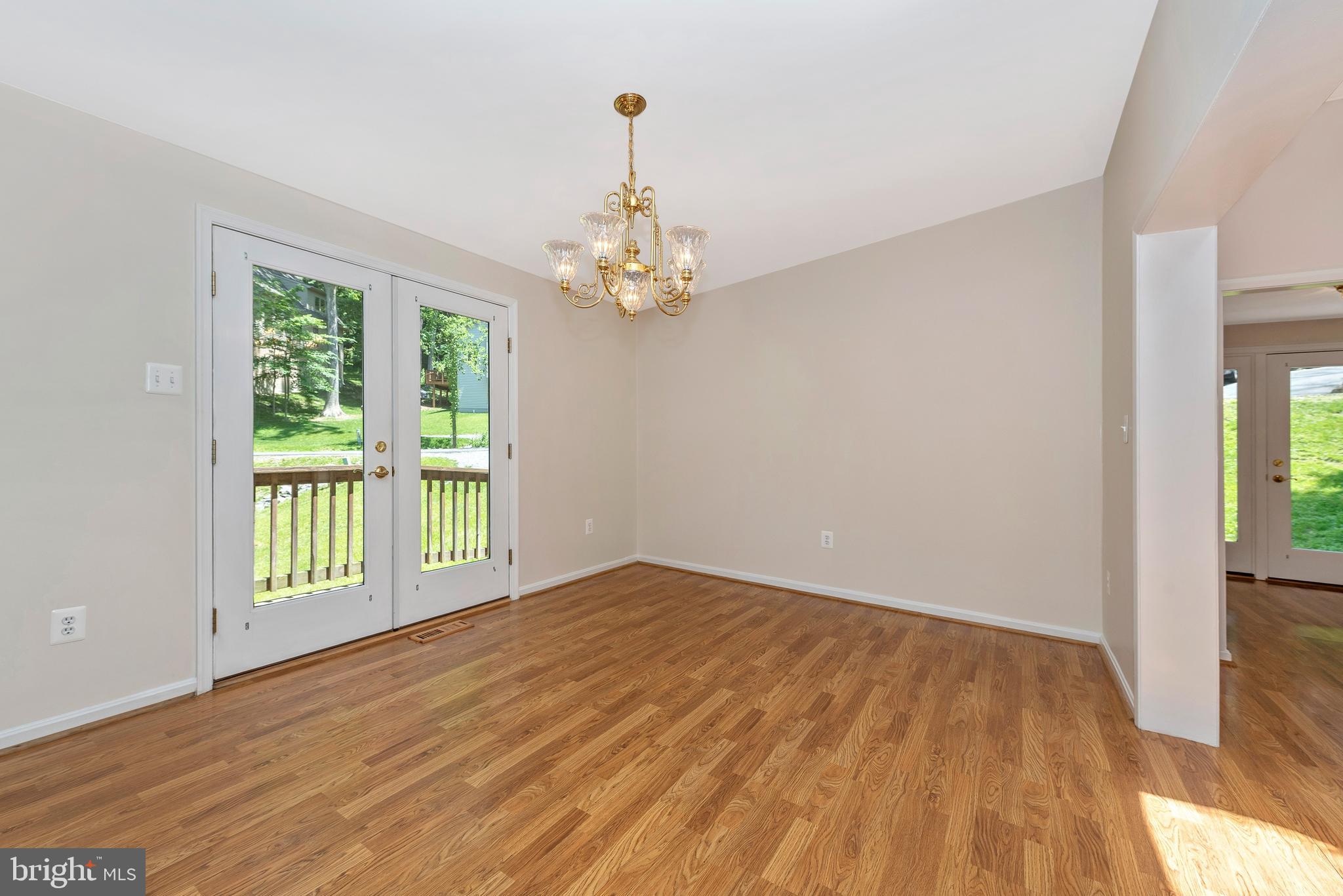 6602 West Lakeridge Road New Market, MD 21774 - Photo 10 of 49 DINING ROOM