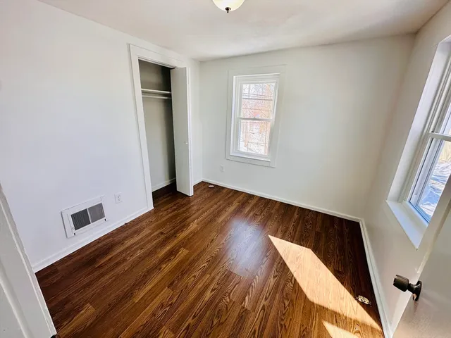 $3,200 | 12 Thorndike Street, Unit 2, Salem, MA 01970