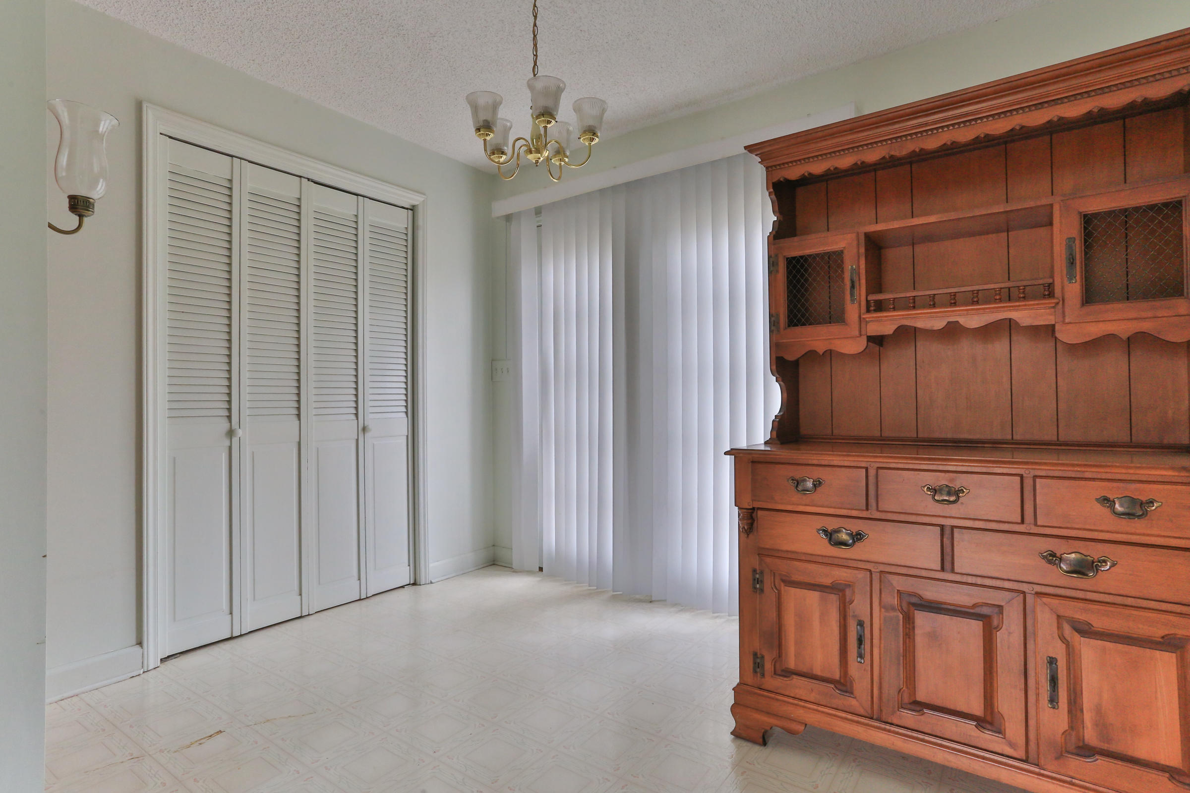 929 Thomas Street Rockingham, NC 28379 - Photo 11 of 39 1O8A2435