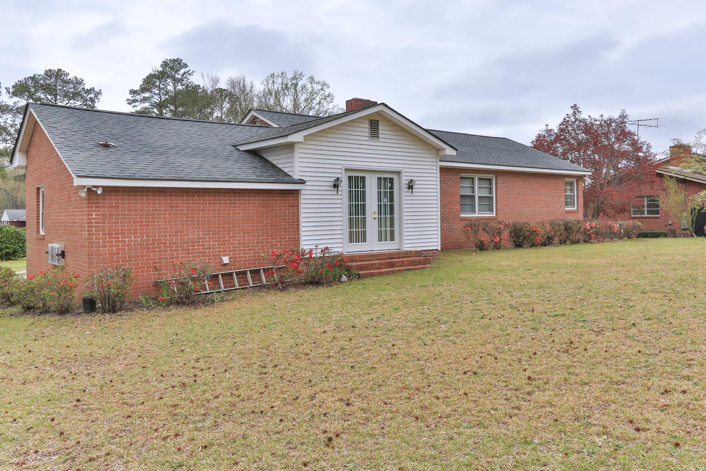 929 Thomas Street Rockingham, NC 28379 - Photo 29 of 39 1O8A2515