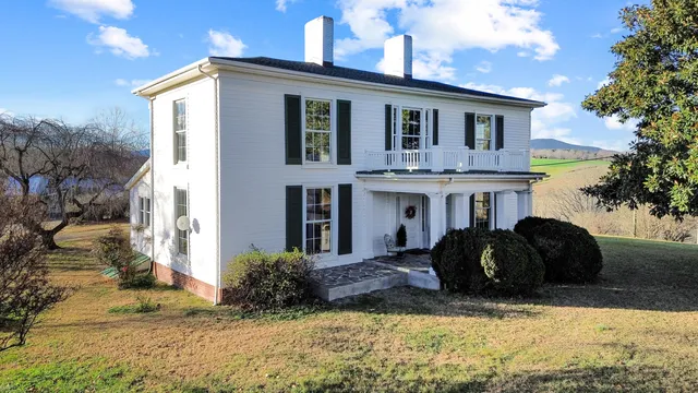 $2,000,000 | 210 Hoha Lane, Rocky Mount, VA 24151