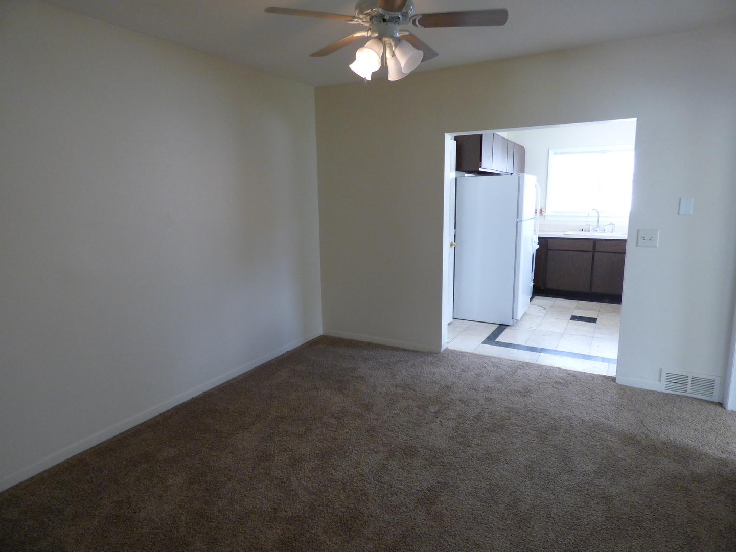 8547 South Roberts Road Justice, IL 60458 - Photo 2 of 21