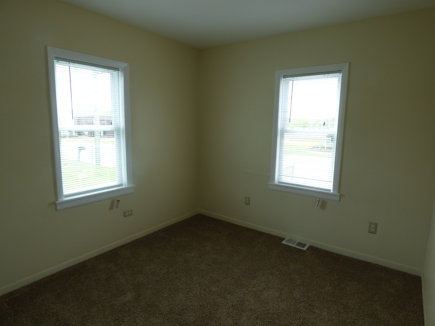 8547 South Roberts Road Justice, IL 60458 - Photo 5 of 21