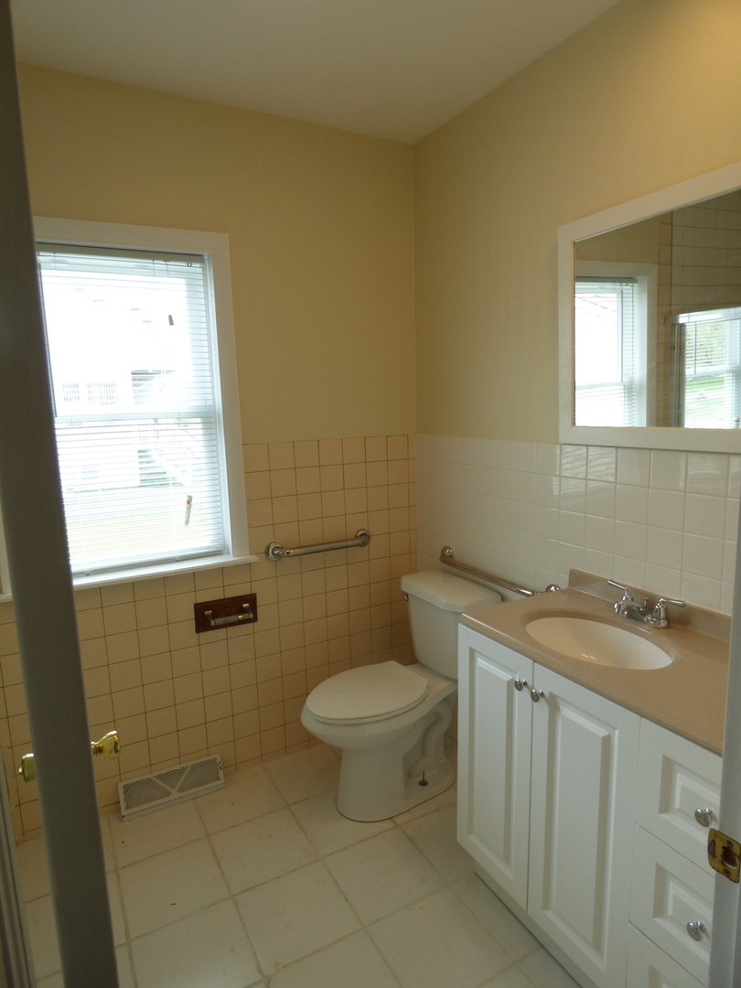8547 South Roberts Road Justice, IL 60458 - Photo 7 of 21