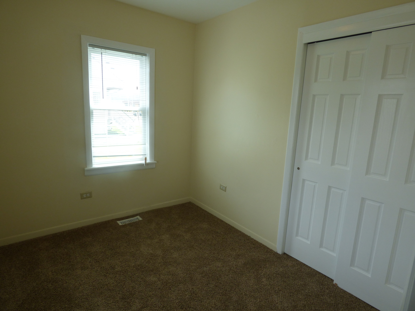 8547 South Roberts Road Justice, IL 60458 - Photo 8 of 21