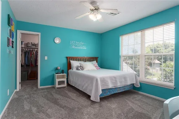 $460,000 | 8120 Northwest Delta Drive, Kansas City, MO 64151