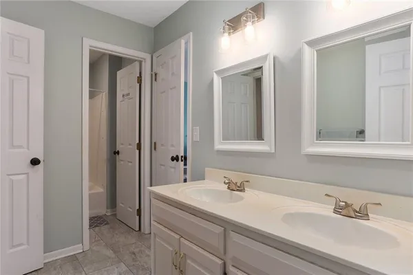 $460,000 | 8120 Northwest Delta Drive, Kansas City, MO 64151