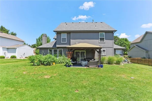 $460,000 | 8120 Northwest Delta Drive, Kansas City, MO 64151
