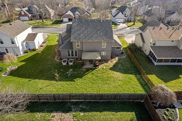 $460,000 | 8120 Northwest Delta Drive, Kansas City, MO 64151