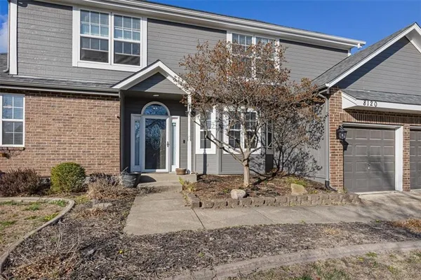 $460,000 | 8120 Northwest Delta Drive, Kansas City, MO 64151