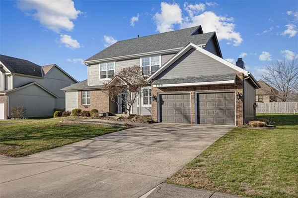 $460,000 | 8120 Northwest Delta Drive, Kansas City, MO 64151