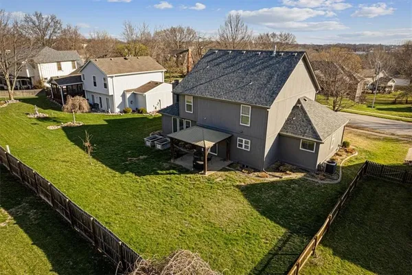 $460,000 | 8120 Northwest Delta Drive, Kansas City, MO 64151