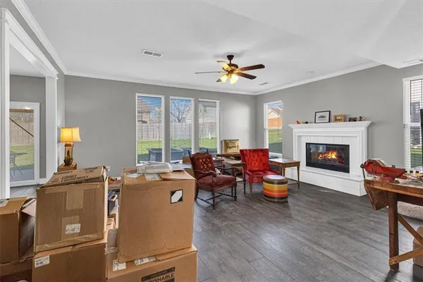 $460,000 | 8120 Northwest Delta Drive, Kansas City, MO 64151