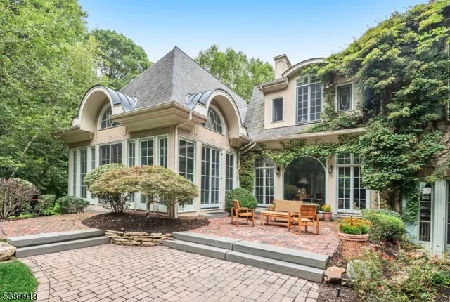 a view of outdoor space yard and patio
