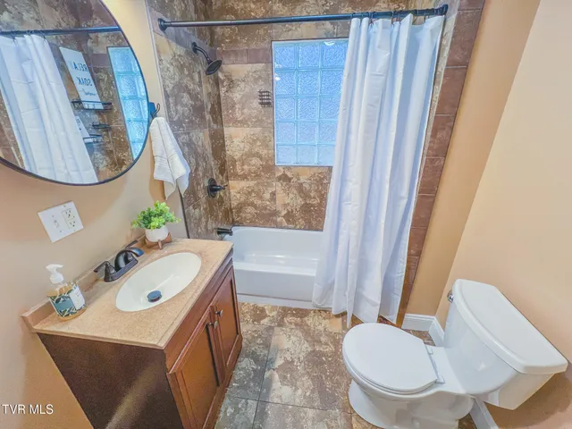 $199,900 | 815 Vernon Street, Bristol, VA 24201