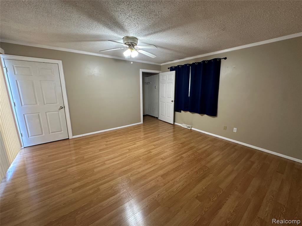 12056 East Hemingway Redford, MI 48239 - Photo 15 of 22