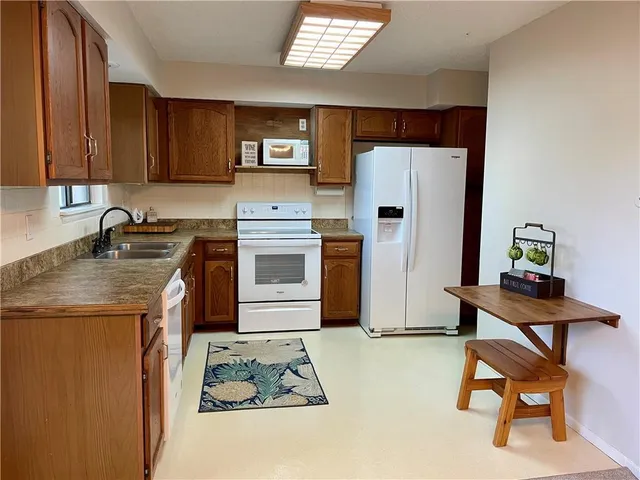 $170,000 | 5776 North Anita Avenue, Kansas City, MO 64151