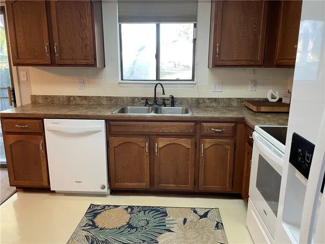 $170,000 | 5776 North Anita Avenue, Kansas City, MO 64151