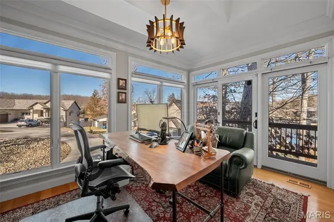 $998,000 | 9895 East Vista Drive, Hillsboro, MO 63050