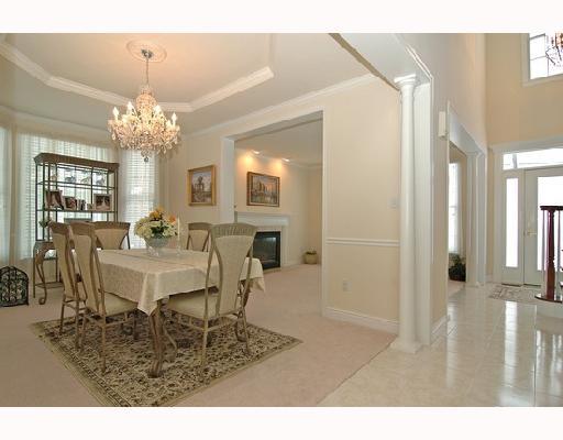 2386 Hilltop Road Presto, PA 15142 - Photo 2 of 8 Dining Room.