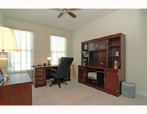 2386 Hilltop Road Presto, PA 15142 - Photo 8 of 8 Studio/Study/Office.