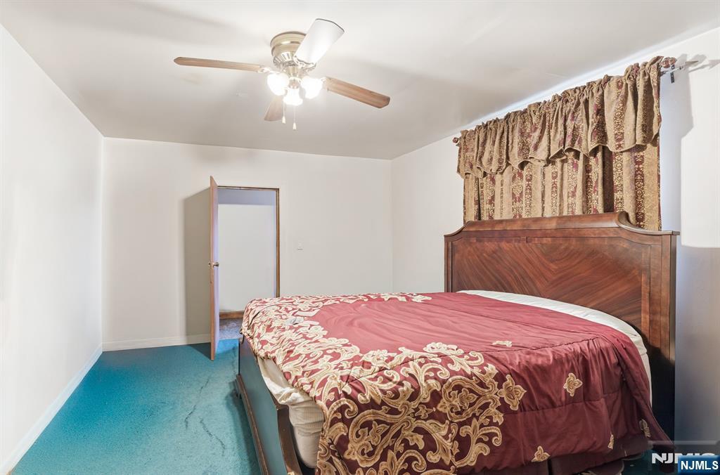 16 Murray Avenue Paterson, NJ 07501 - Photo 13 of 25