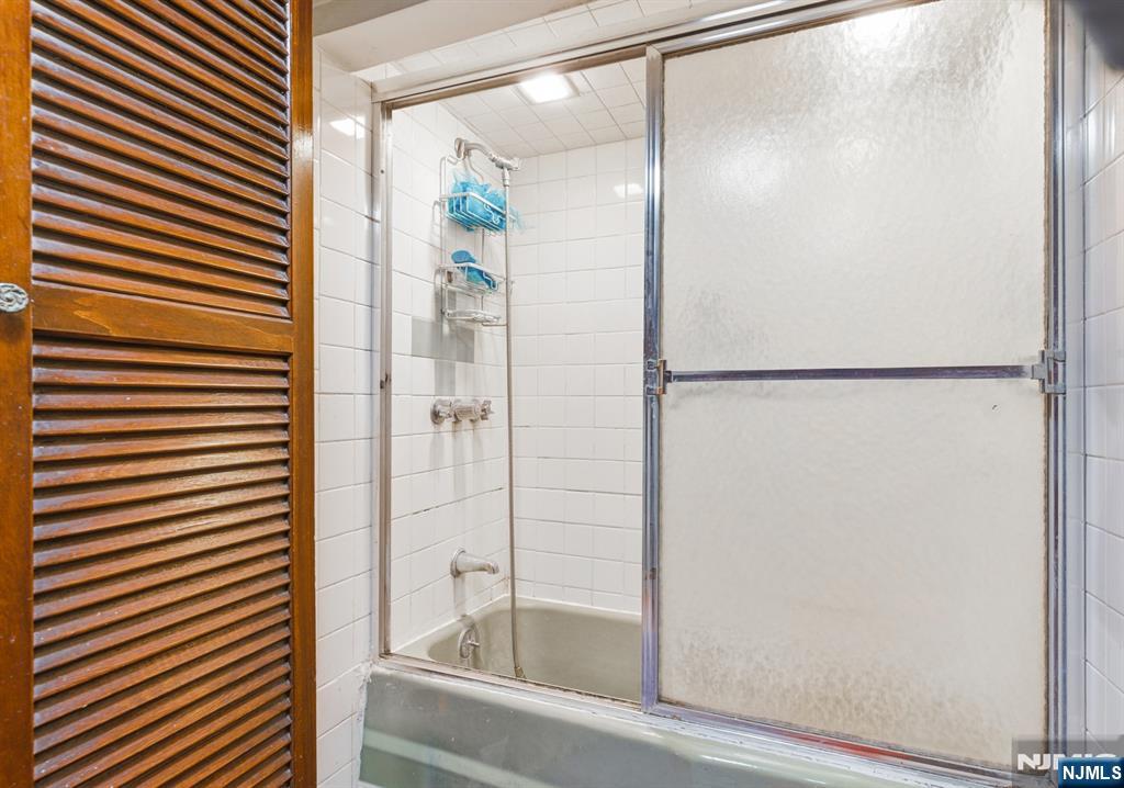 16 Murray Avenue Paterson, NJ 07501 - Photo 25 of 25