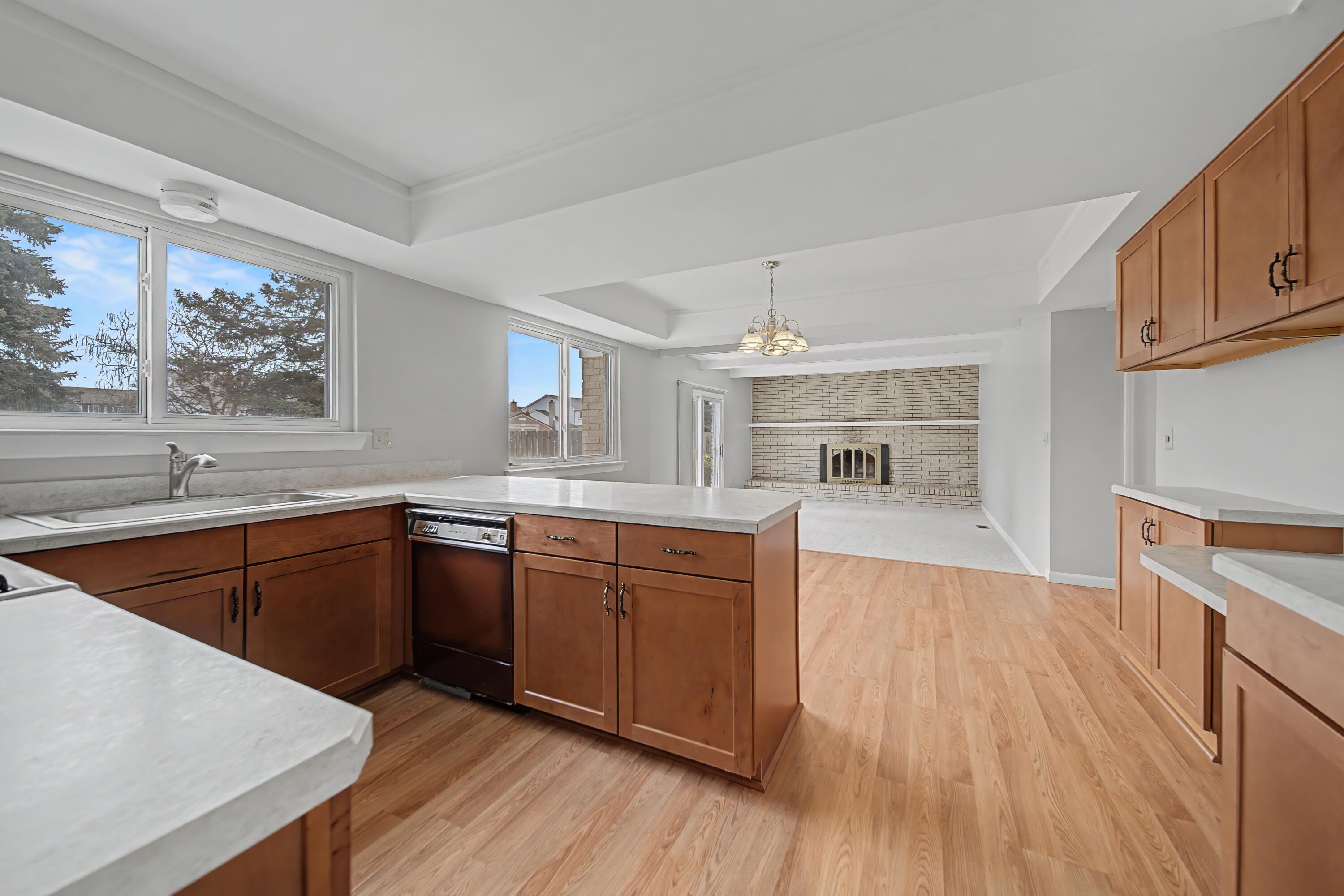 9717 Rose Taylor, MI 48180 - Photo 15 of 45 13_DSC03398-Edit