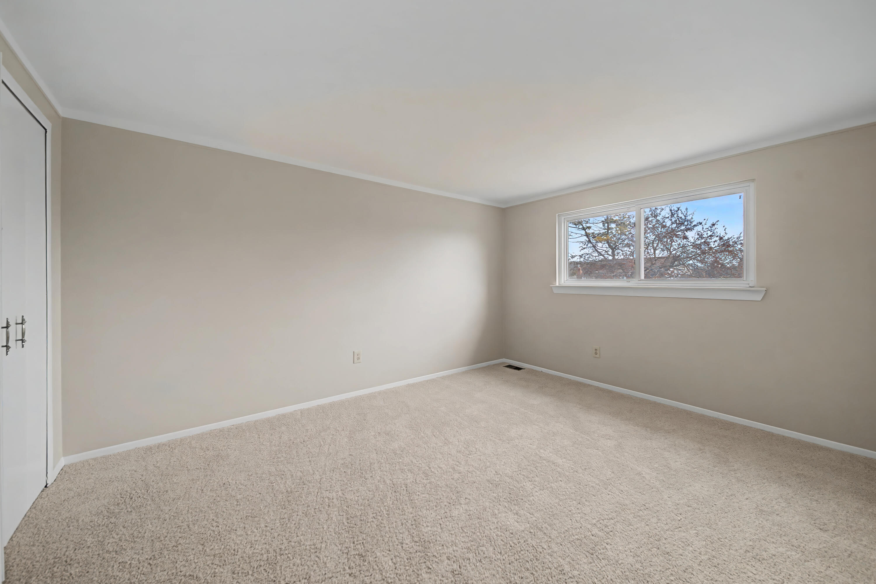 9717 Rose Taylor, MI 48180 - Photo 29 of 45 Bedroom
