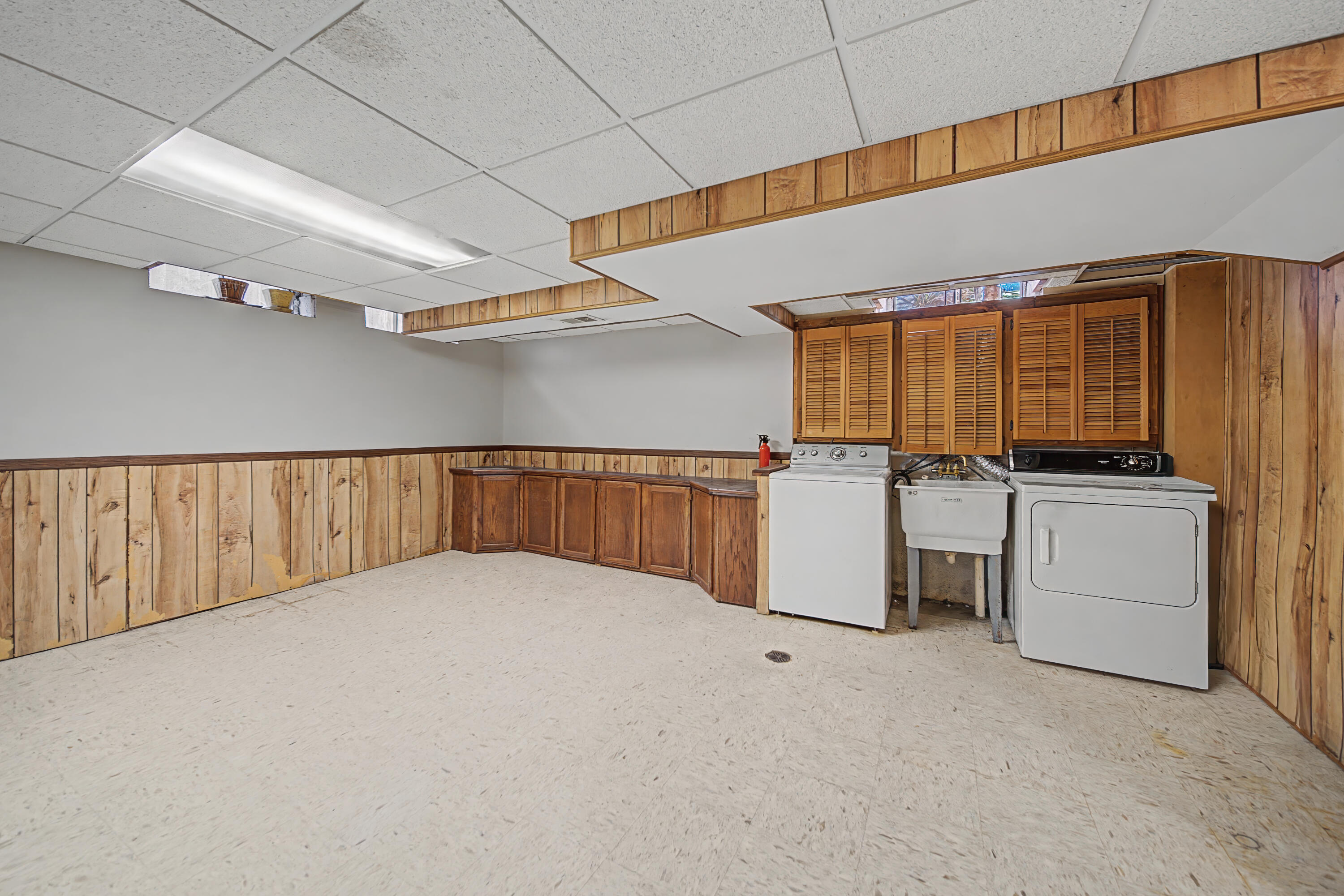 9717 Rose Taylor, MI 48180 - Photo 34 of 45 19_DSC03428-Edit