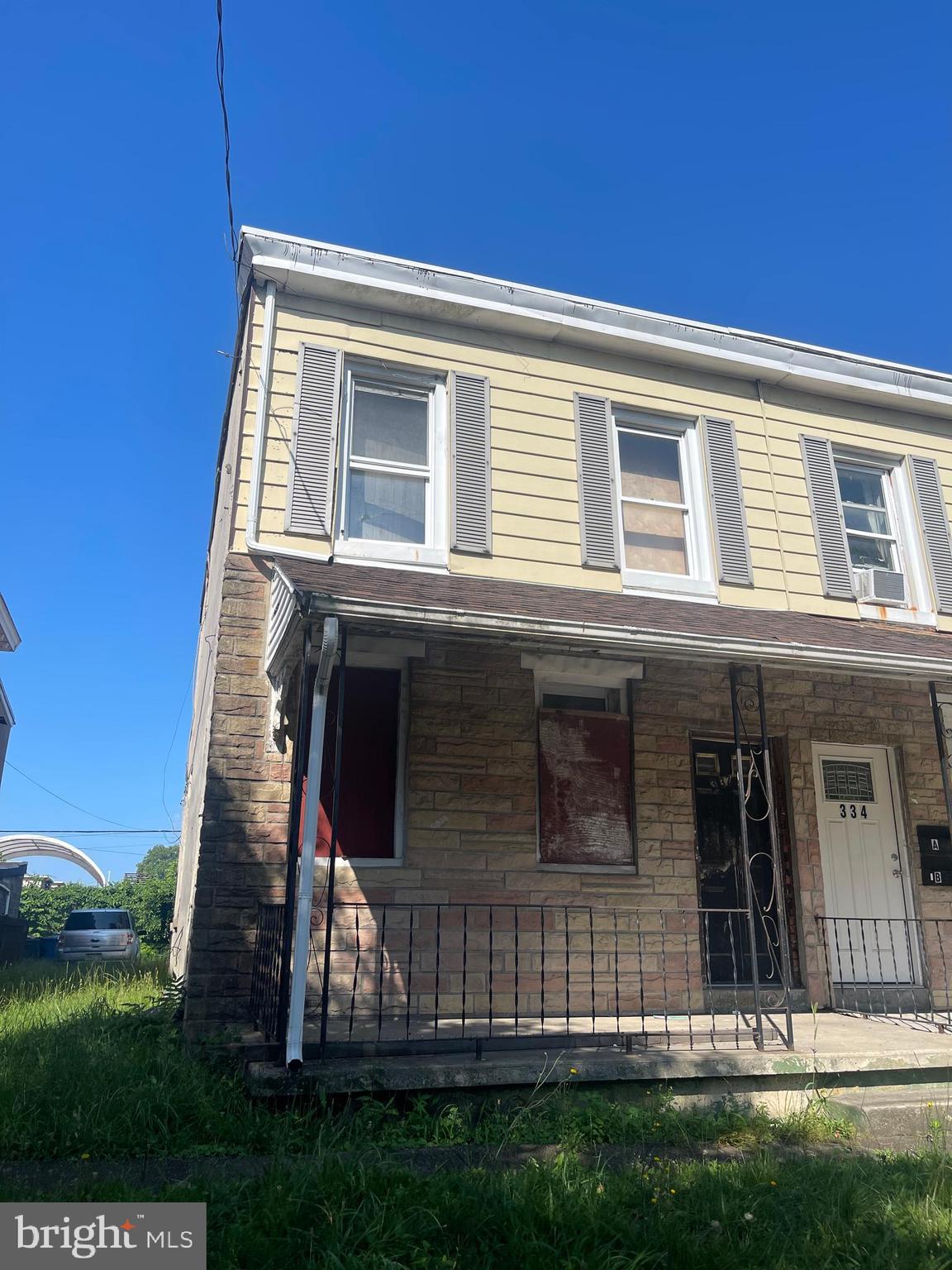 332 Kerlin Street Chester, PA 19013 - Photo 1 of 14 front view of a house